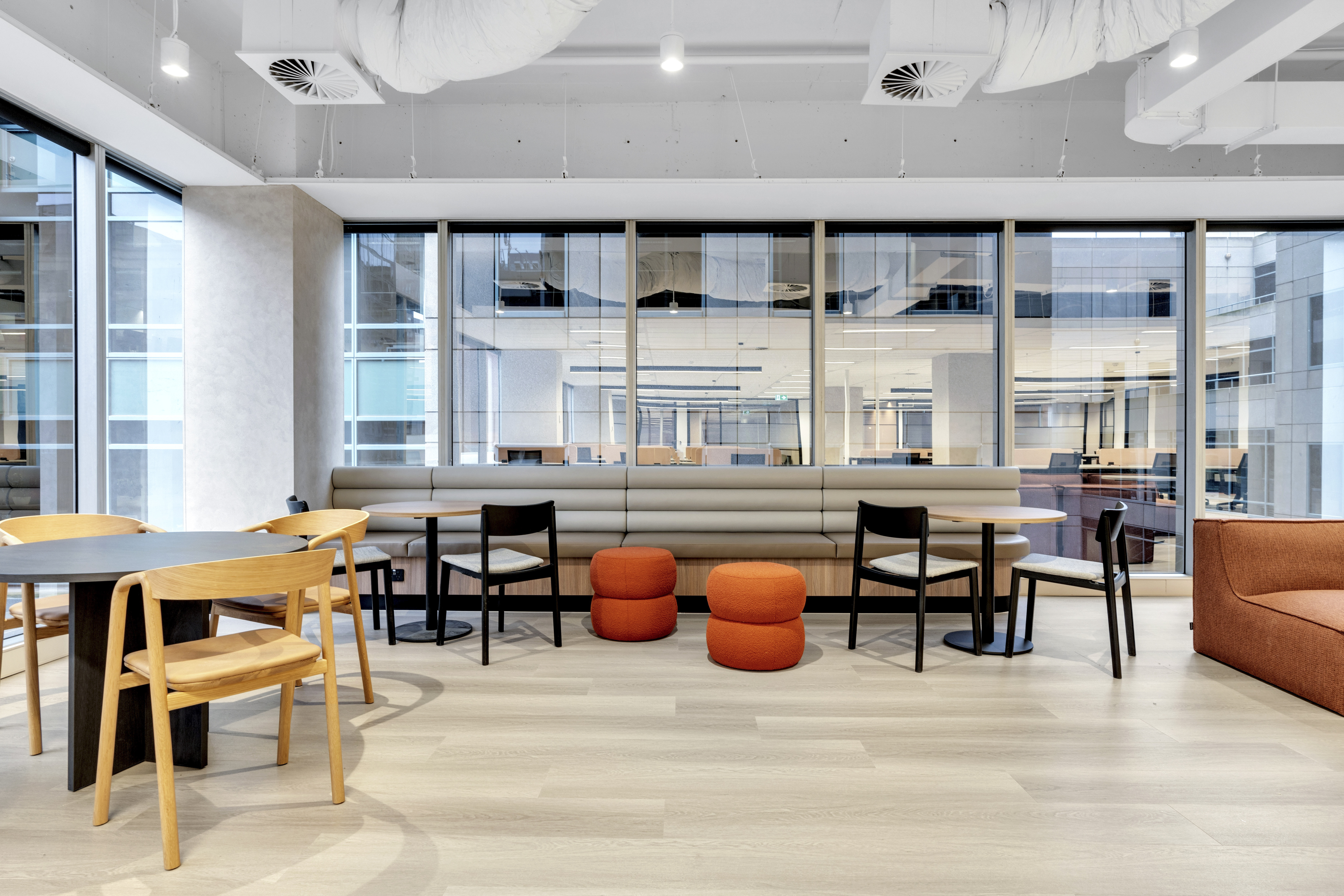 L 8 - Tenancy B_16.jpg